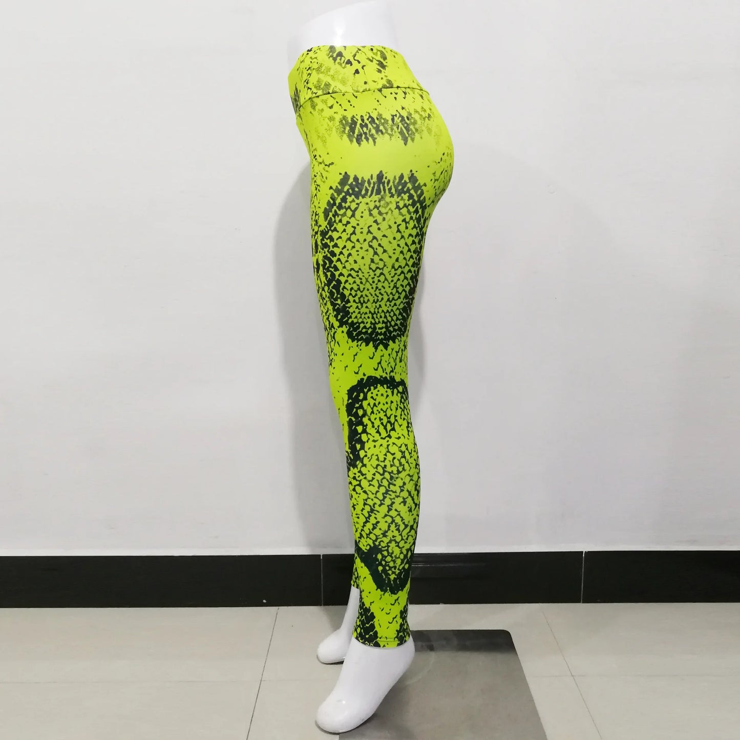 Serpentine Leggings – Wild, feminin & ready to move