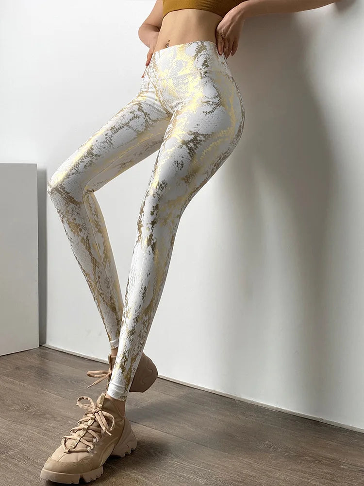 Shine like a Snake 🐍✨ – die Leggings für deinen Glitzer-Moment!