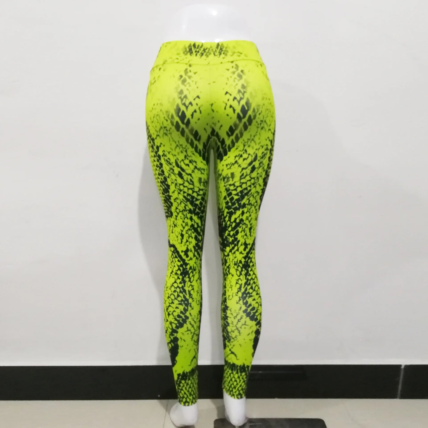 Serpentine Leggings – Wild, feminin & ready to move