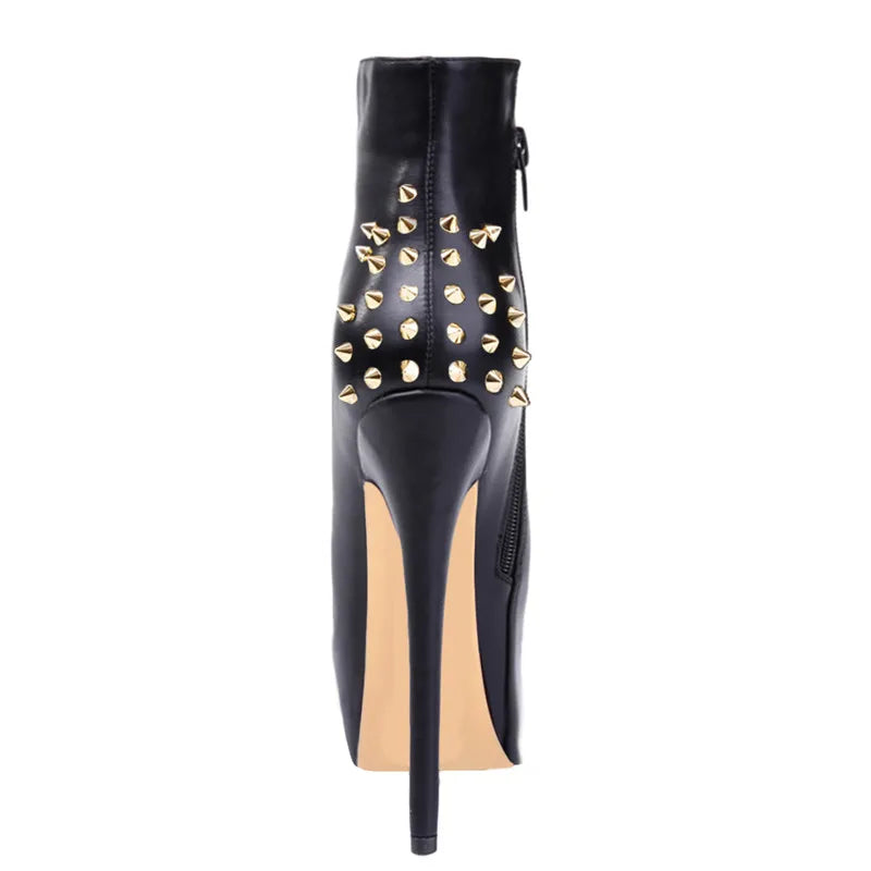 Ready to Rule – mit den Onlymaker Rivet Ankle Boots ✨