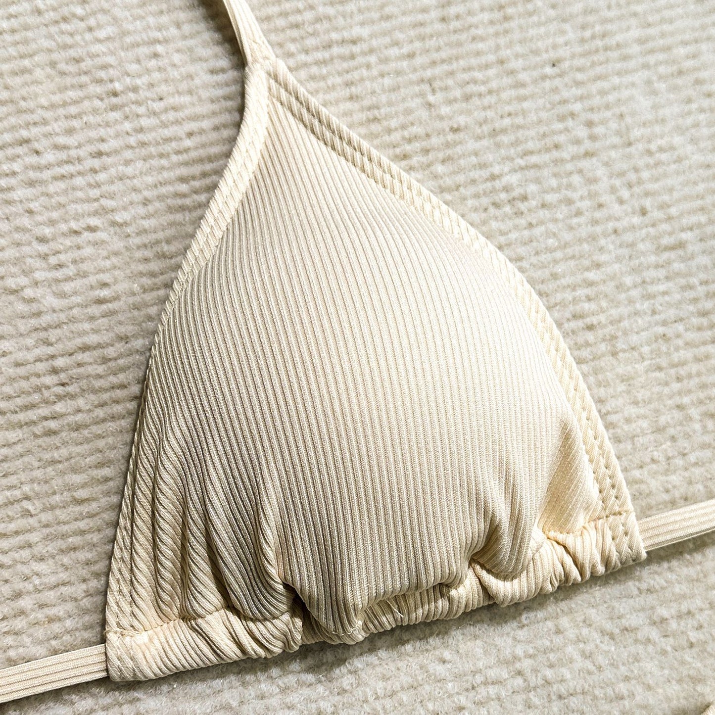 4-teiliges Bikini-Set mit Mesh und Sarong – dein stylischer Sommerlook