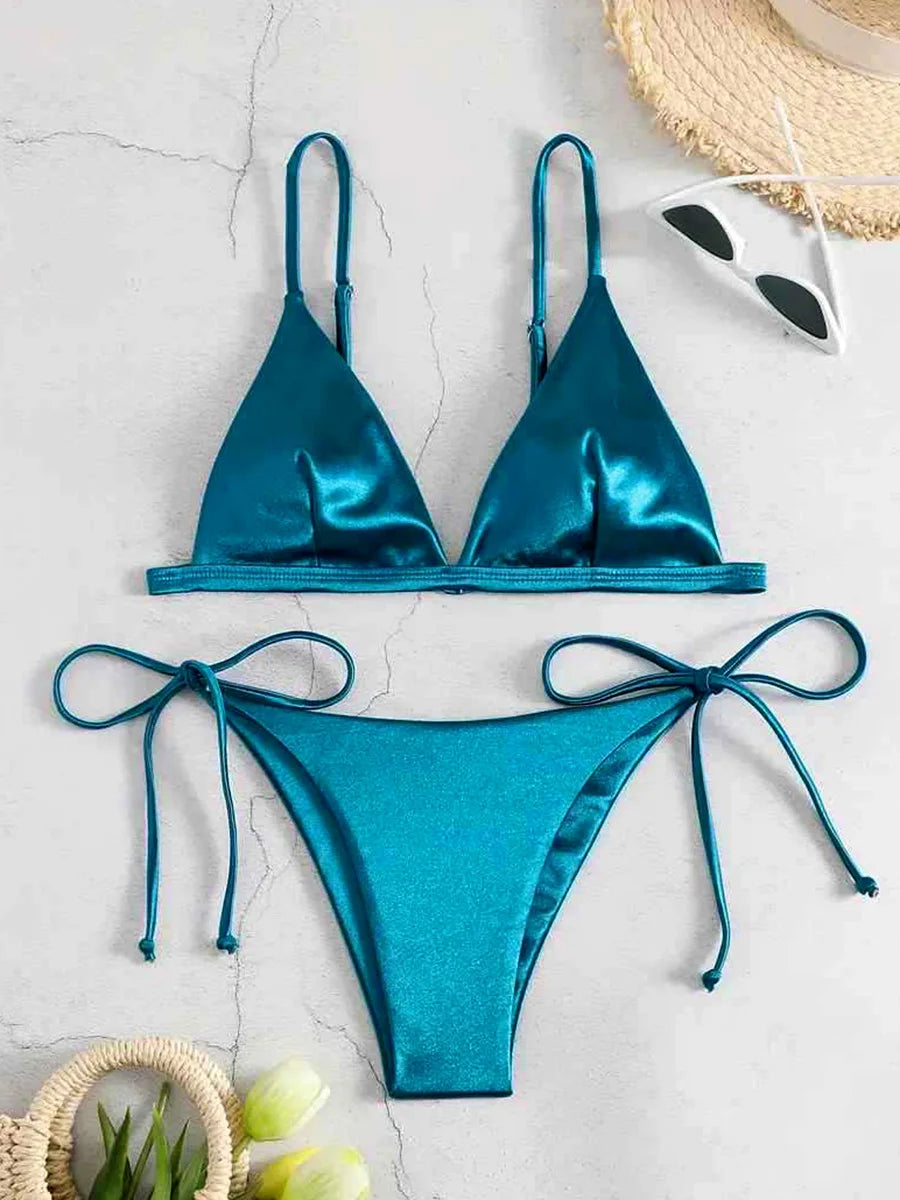 Metallic Satin Bikini-Set – glänzender Style mit brasilianischem Cut
