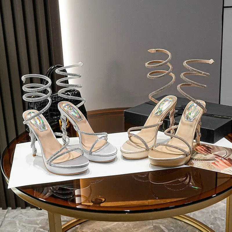 Strass Snake Sandals – Verführerischer Glam trifft High Heel Power