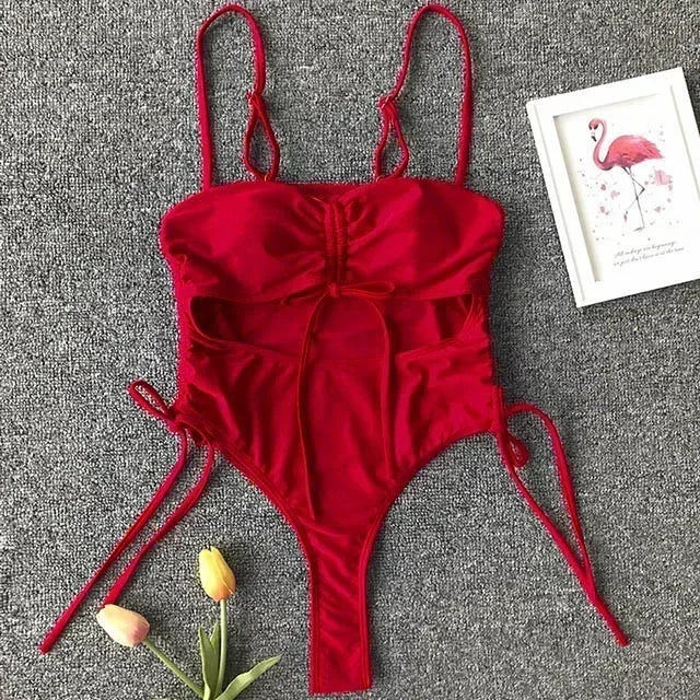 Cut-Out Monokini – auffällig, sexy & absolut im Trend