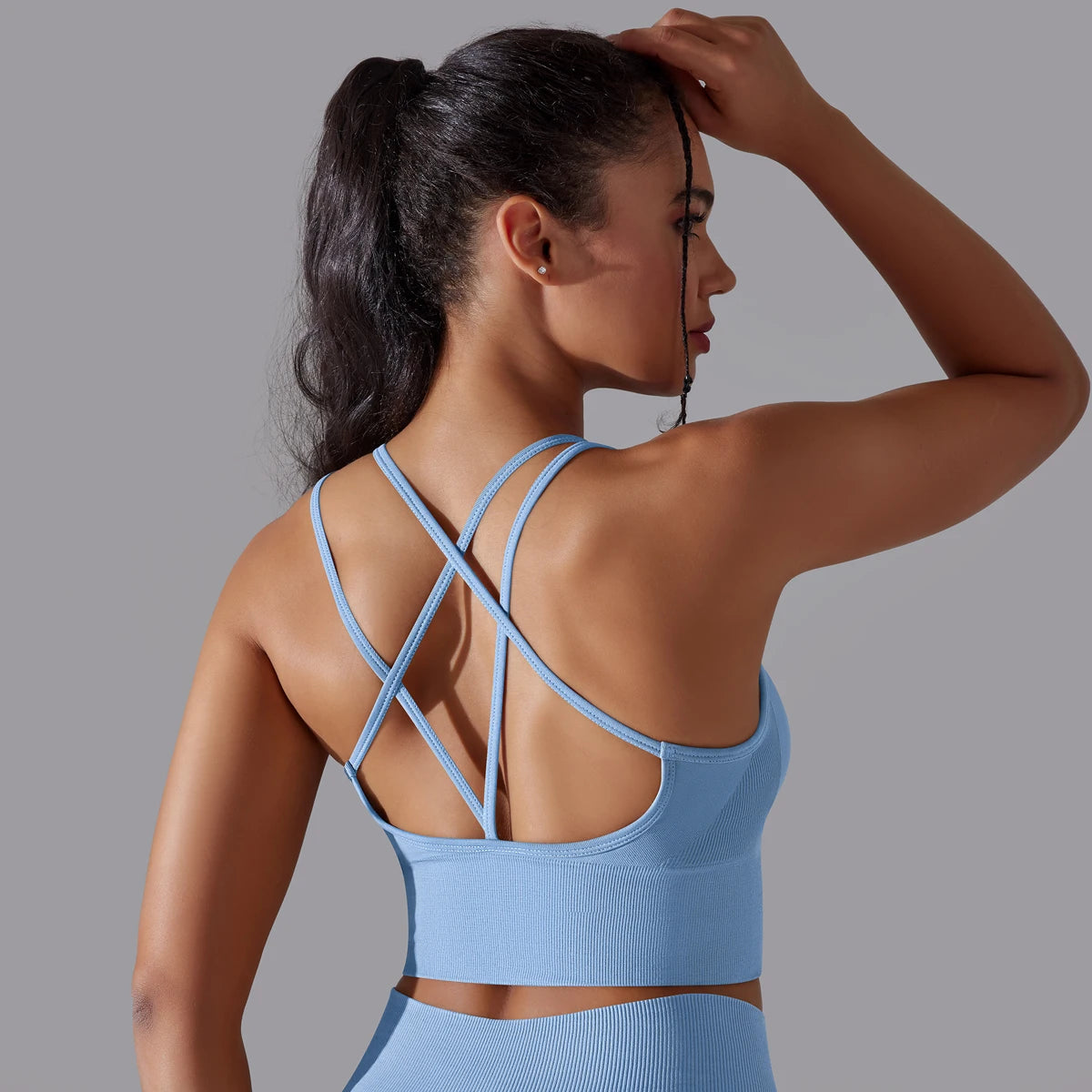 Crossover Back Sports Bra – Power. Halt. Style.