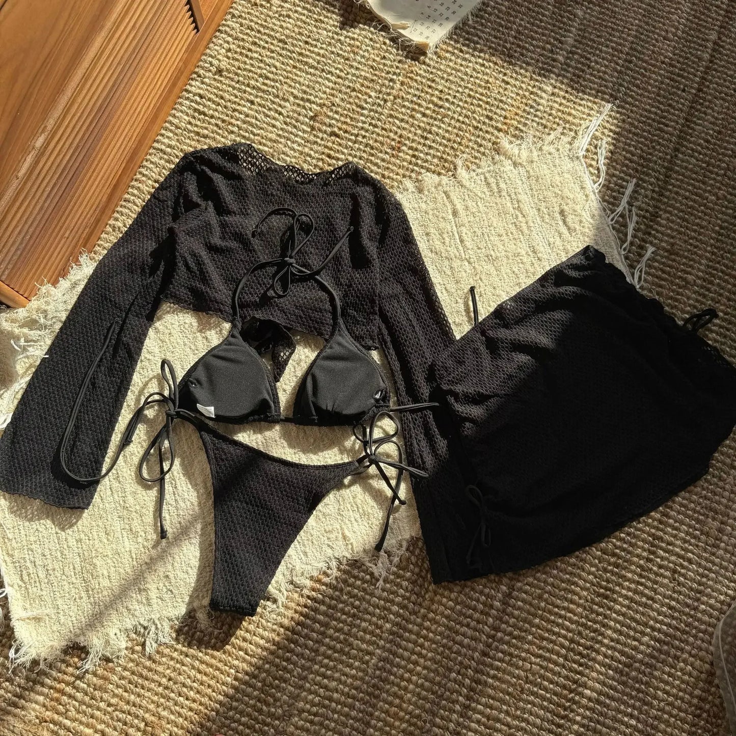 4-teiliges Fishnet Bikini-Set – stylisch, auffällig & perfekt für den Sommer