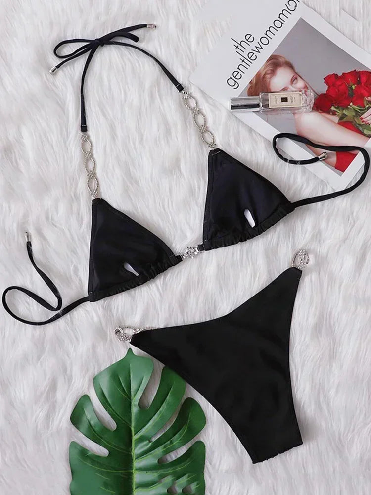 Strass & Pailletten Bikini – glamourös, auffällig & perfekt für heiße Auftritte