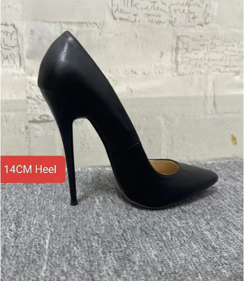 CACA Fetish Strap Heels – Provokant. Elegant. Grenzenlos.