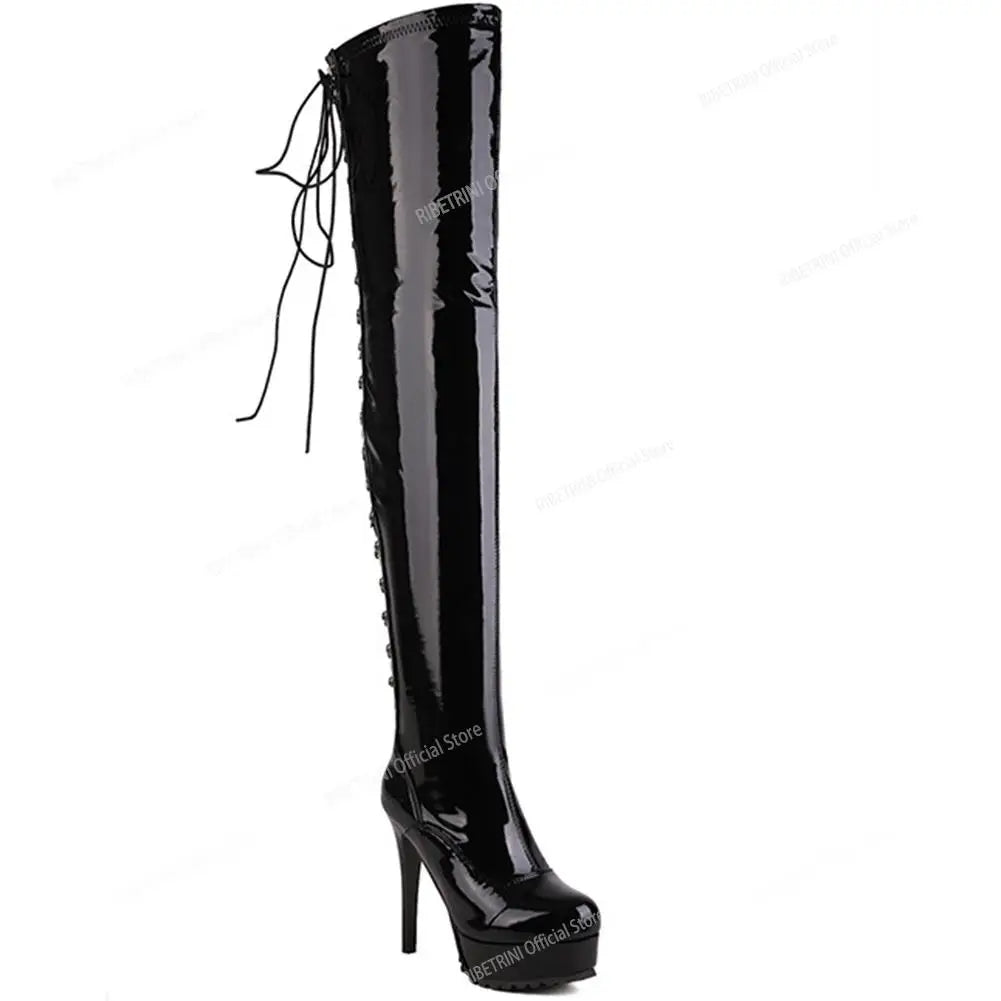 Platform High Boots mit Chunky Heel – Bold. Sexy. Ready to Party.