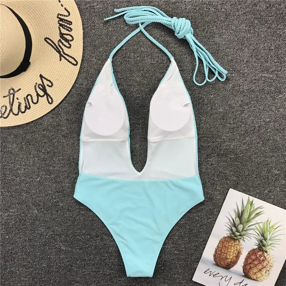 Tiefer V-Ausschnitt Monokini – elegant gewickelt & sexy zugleich