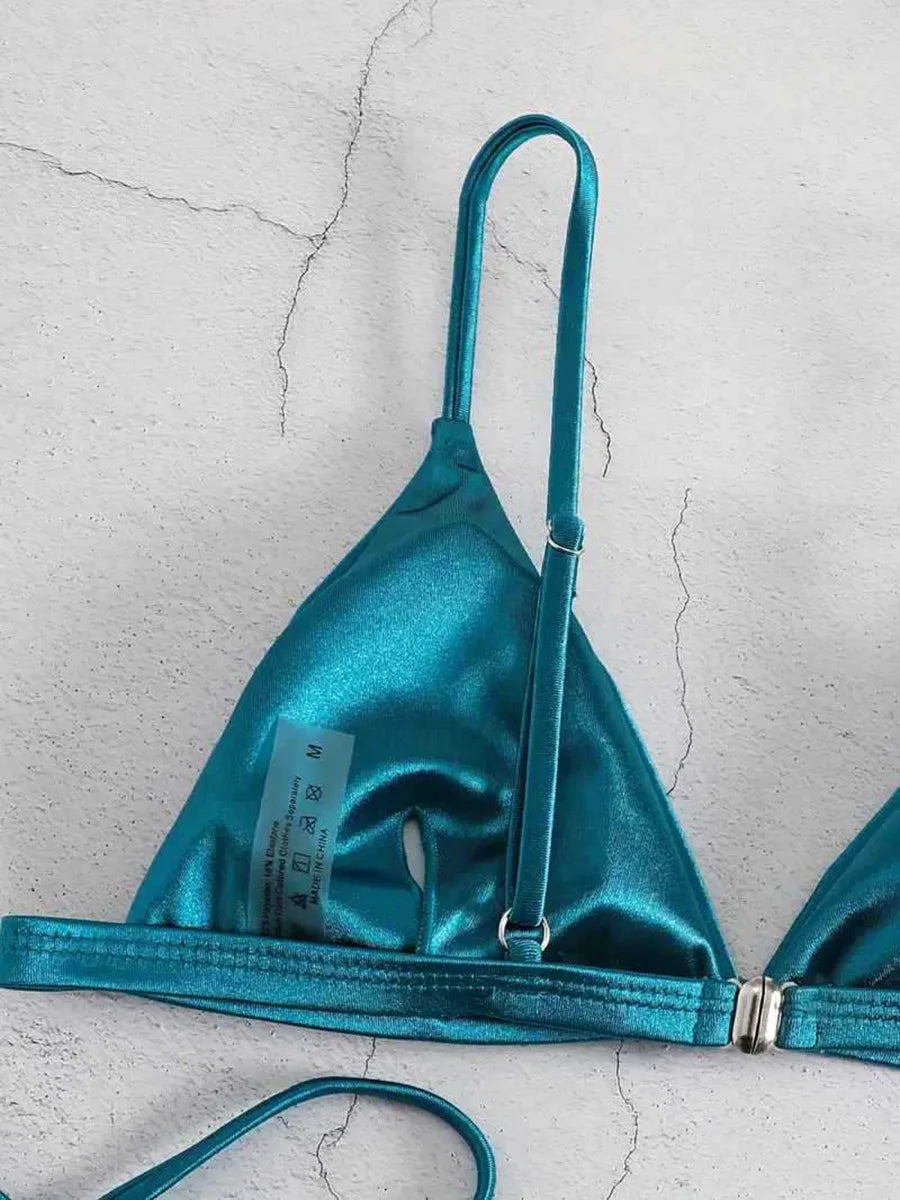 Metallic Satin Bikini-Set – glänzender Style mit brasilianischem Cut