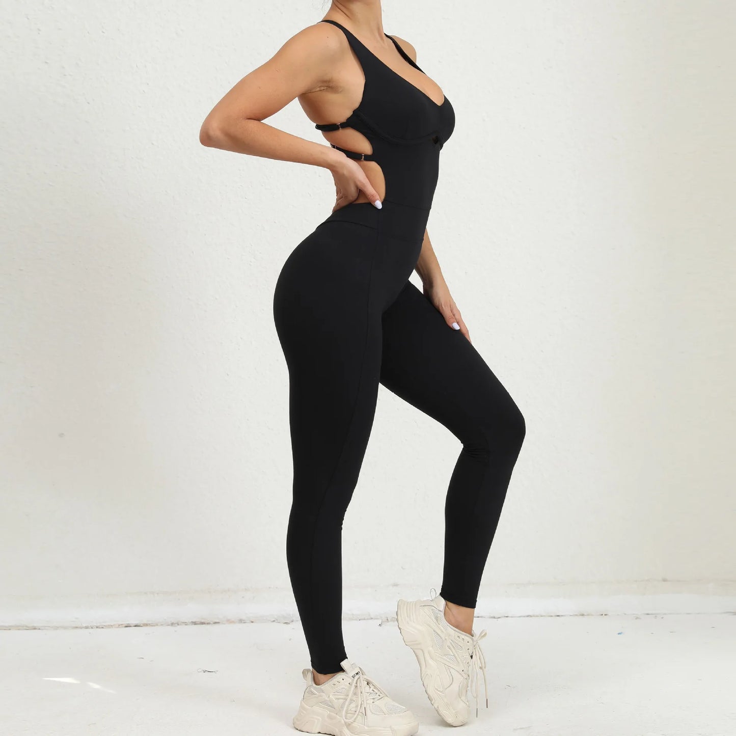 Seamless Yoga Jumpsuit – Sculpted Fit & Feminine Flow