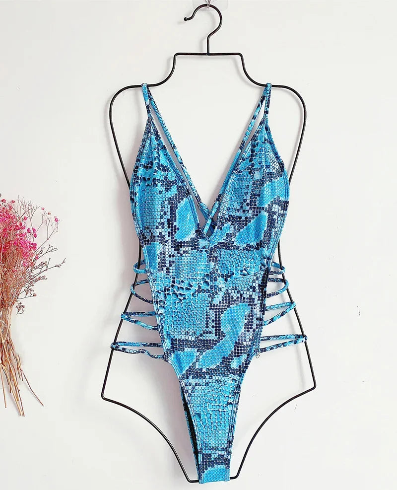 Schlangenprint Monokini – sexy, rückenfrei & mit wildem Charakter
