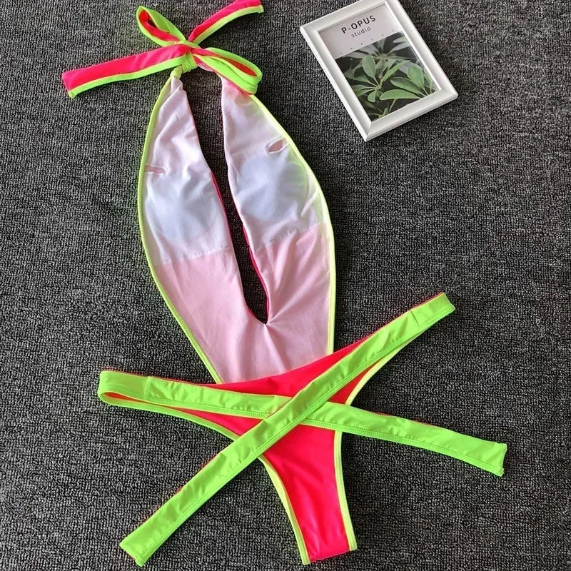 Wickel-Monokini mit Neckholder – feminin, elegant & perfekt für den Sommer