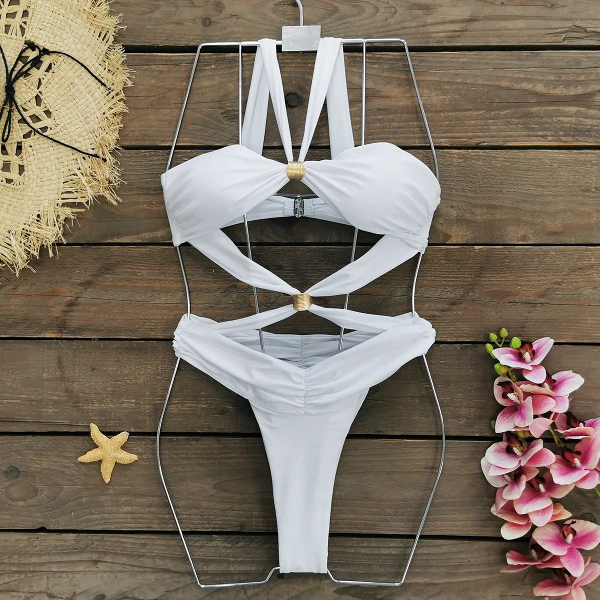 Cut-Out Bikini-Set – trendbewusst, sexy & perfekt für den Sommer