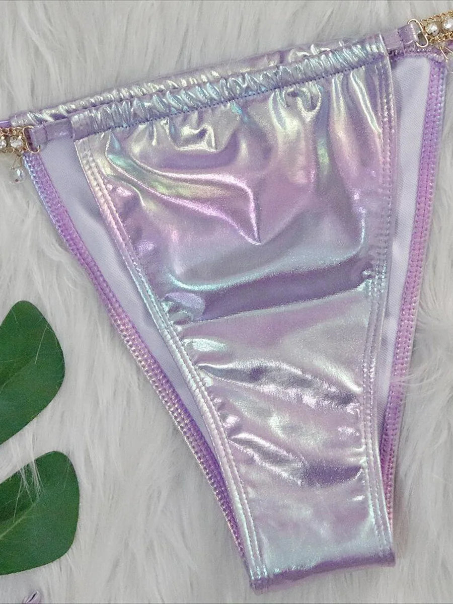 Bikini im Wet-Look mit Diamantdetails – auffällig, edgy & verführerisch