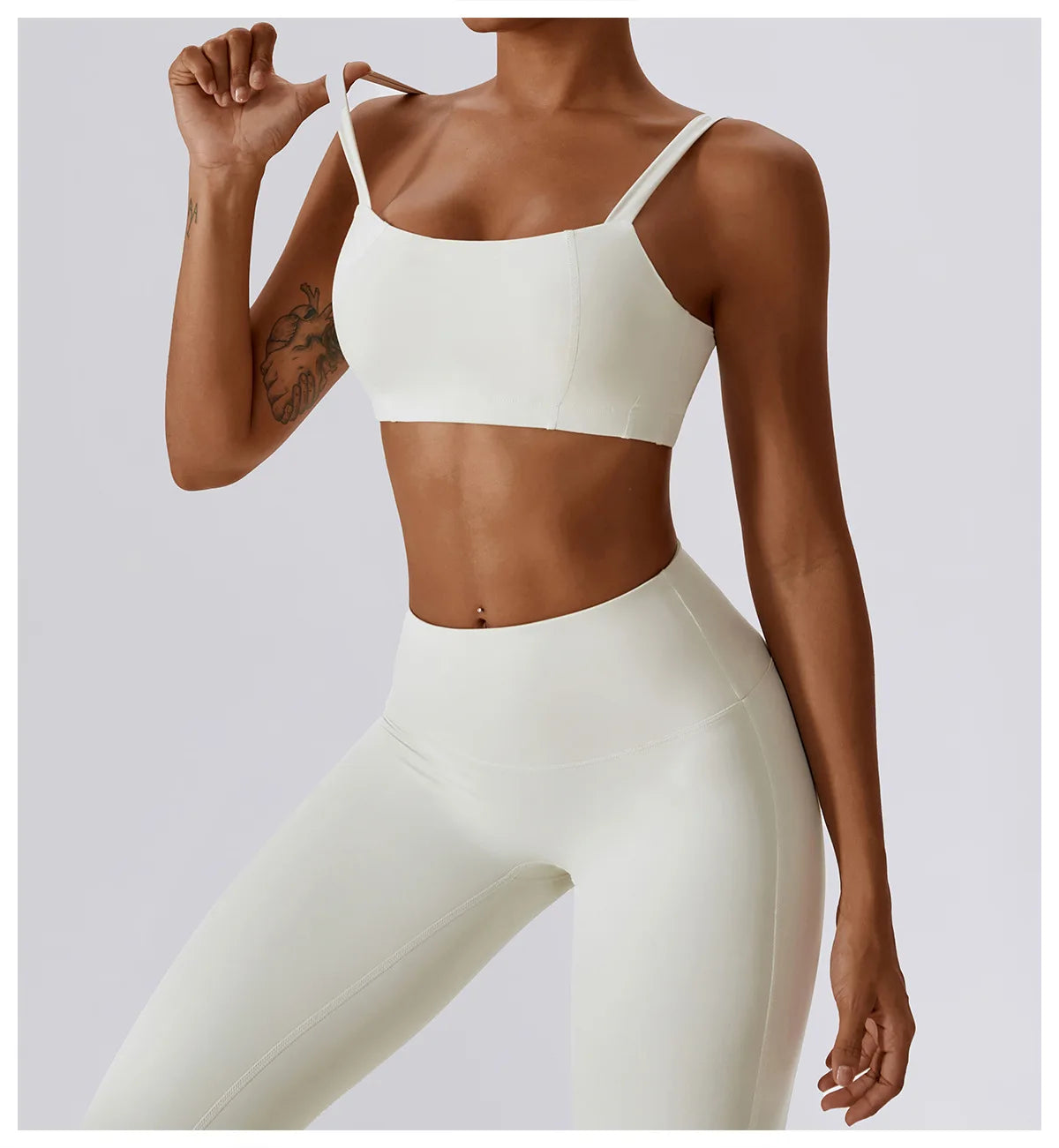 2-teiliges Yoga-Set – Nude Feel für Höchsten Komfort und Stil