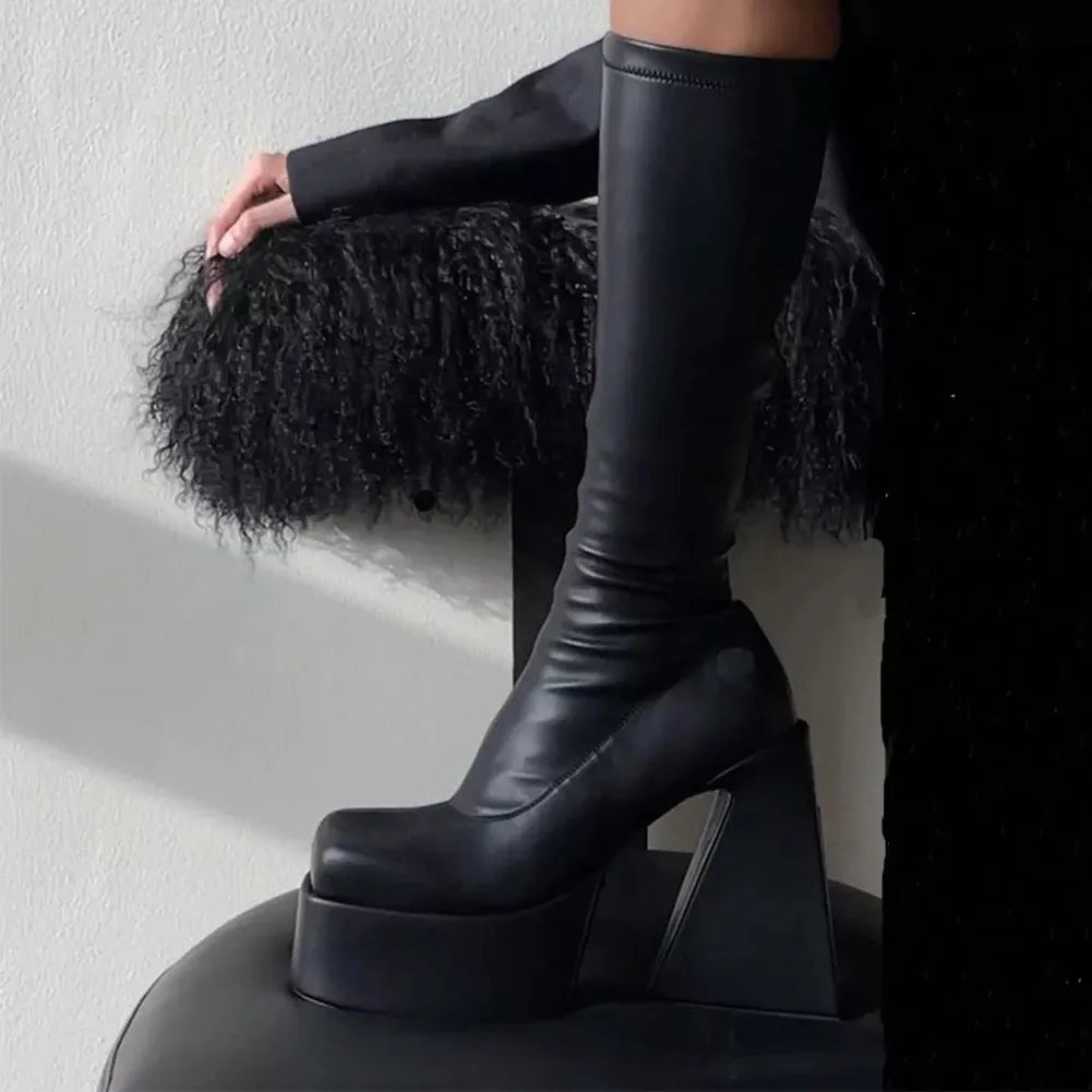 Platform Ankle Boots mit Zipper – Streetstyle trifft Statement