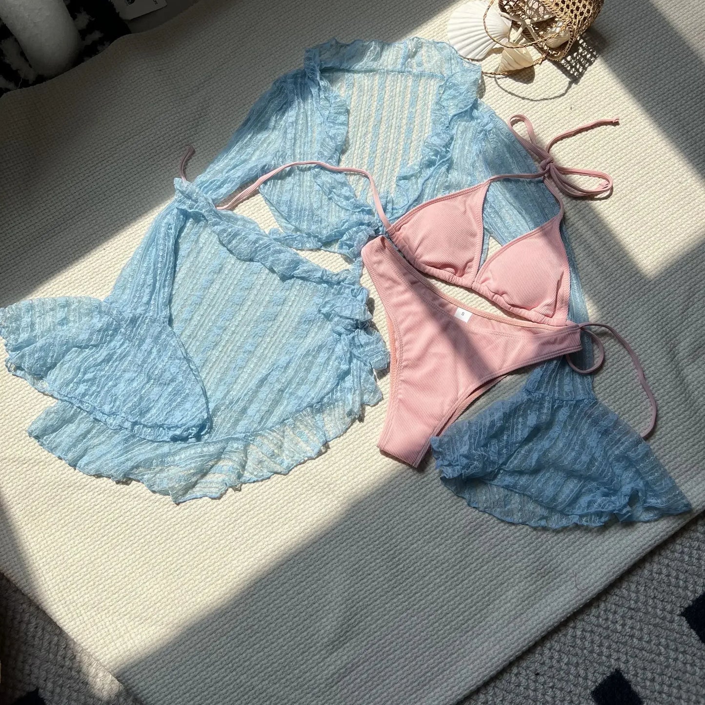 4-teiliges Bikini-Set mit Mesh und Sarong – dein stylischer Sommerlook