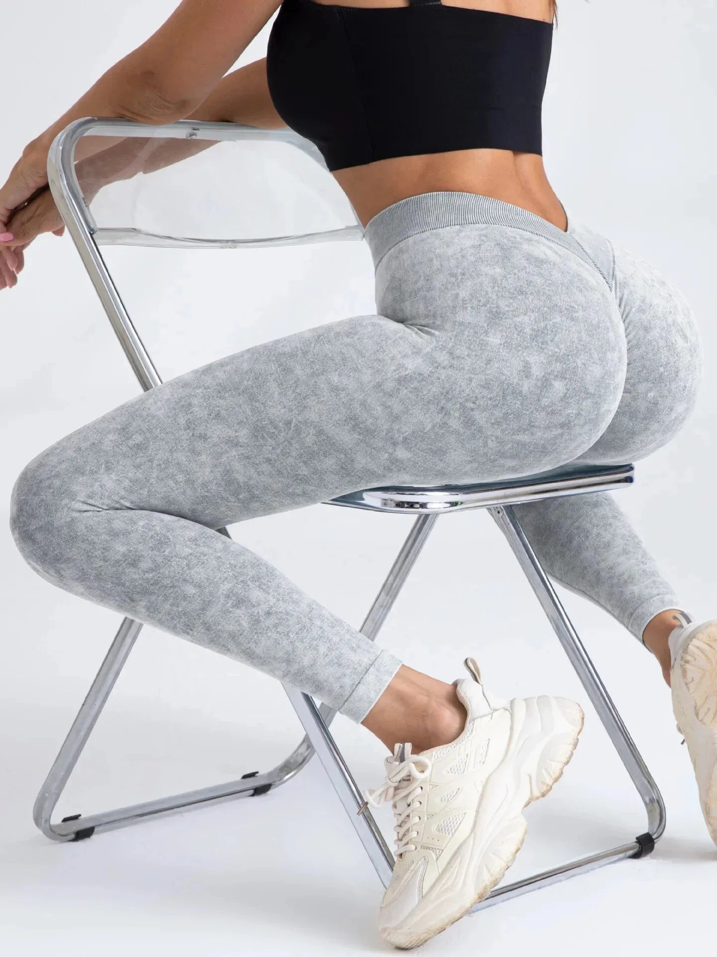 Nahtlose V-Back Leggings β Kurvenbetont & Komfort pur π