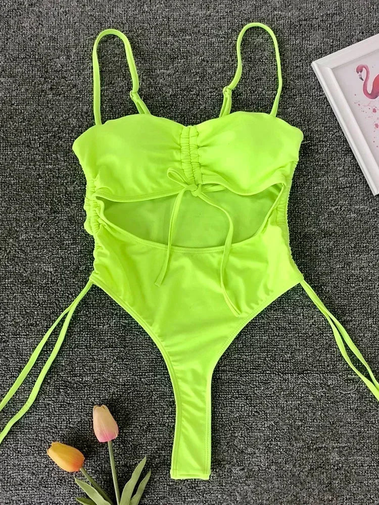 Cut-Out Monokini – auffällig, sexy & absolut im Trend