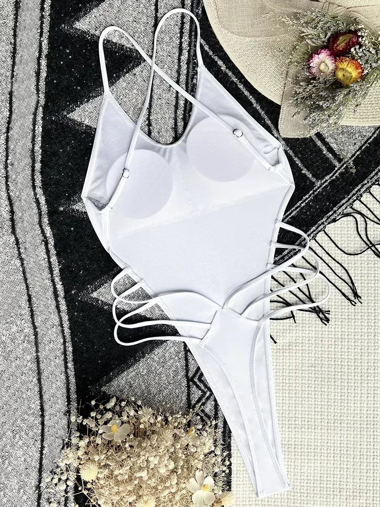 Criss-Cross Monokini – rückenfrei, extrem sexy & ultramodern