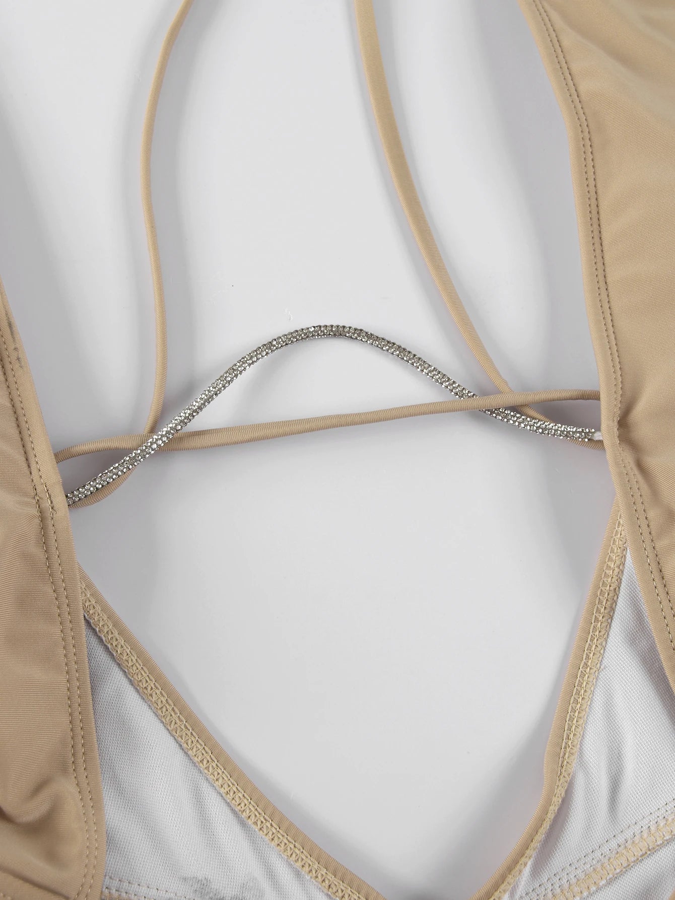 Cut-Out Monokini mit Push-up – sexy, modern & sommerlich stylisch