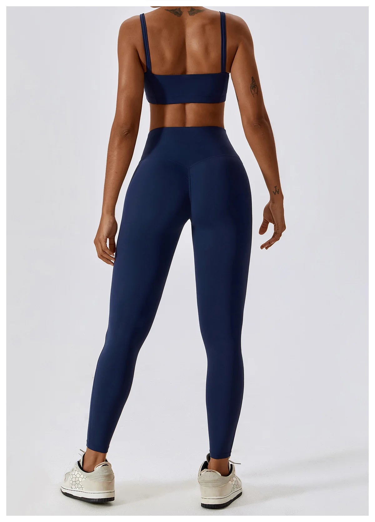 2-teiliges Yoga-Set – Nude Feel für Höchsten Komfort und Stil