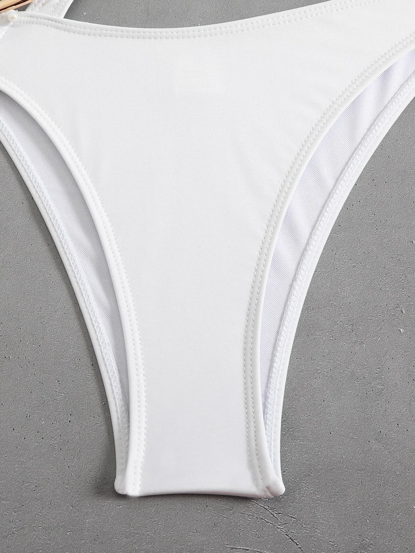 Asymmetrischer One-Shoulder Monokini – modern, sexy & mit Wow‑Effekt