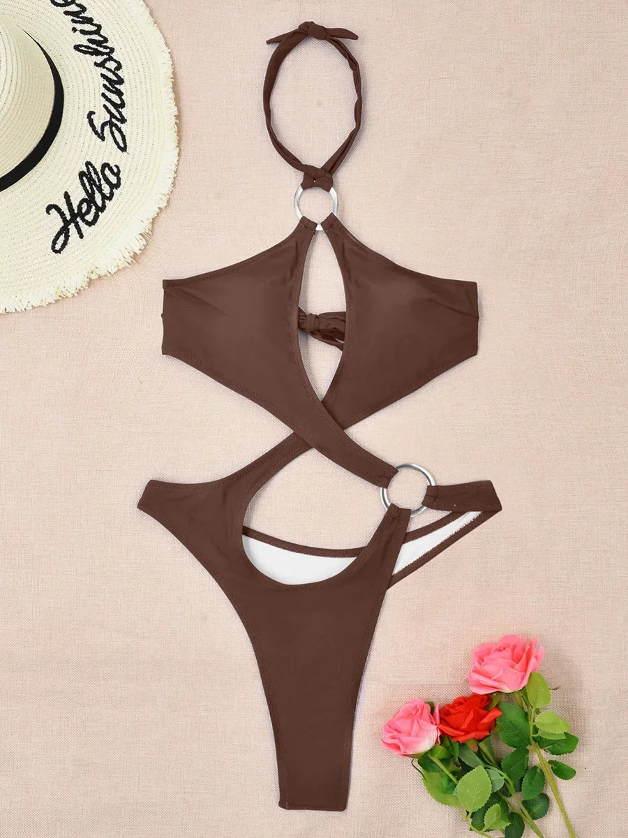 Cut-Out Monokini mit Ringen – modern, sexy & detailverliebt