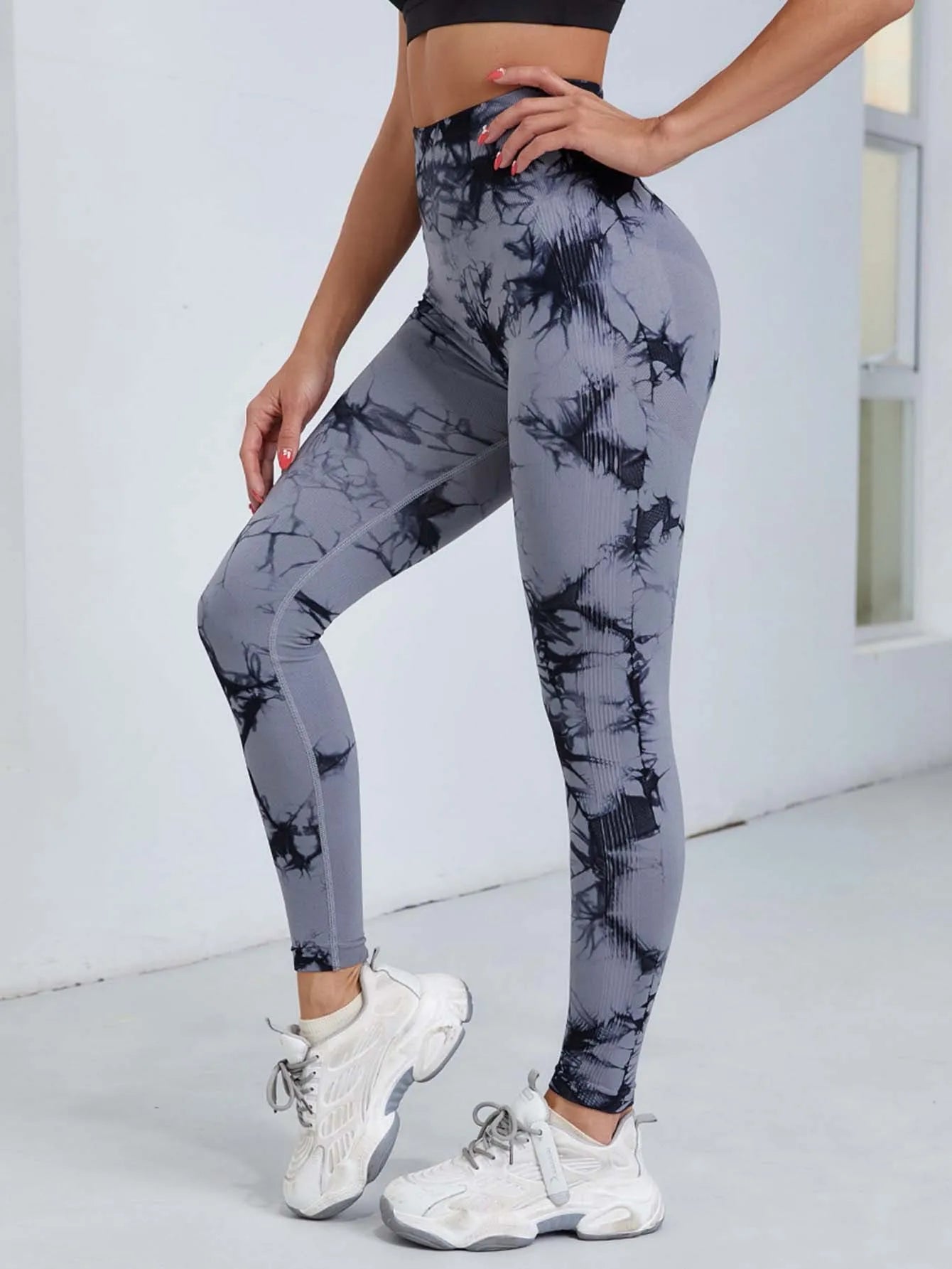 Tie-Dye Yoga Leggings – Stylisch, Figurformend & Super Bequem