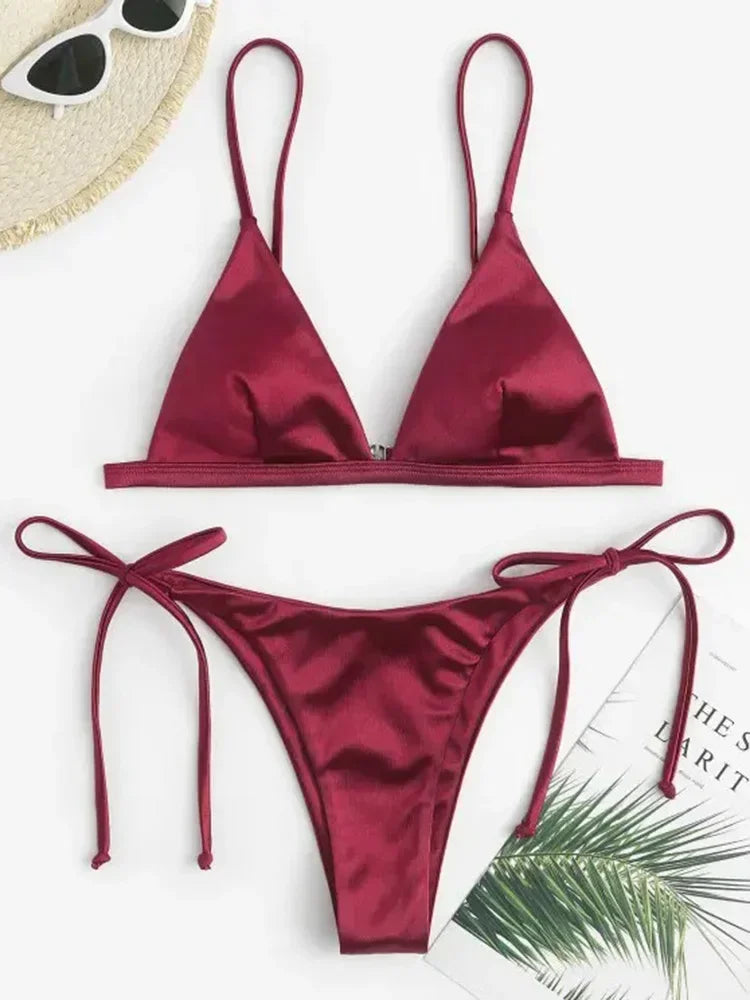 Metallic Satin Bikini-Set – glänzender Style mit brasilianischem Cut