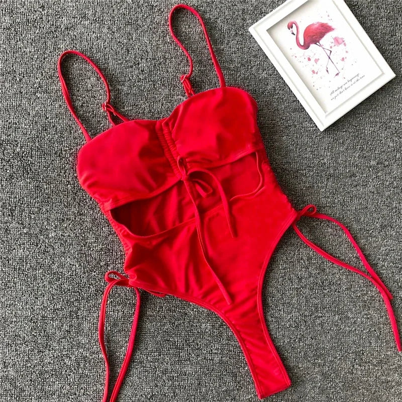 Cut-Out Monokini – auffällig, sexy & absolut im Trend