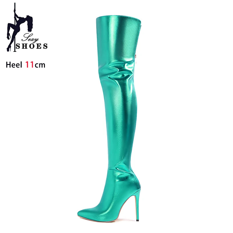 Oberschenkelhohe Stiefel mit spitzer Zehenpartie & Rückenzipper – Glanzvoll. Stark. Unvergesslich.