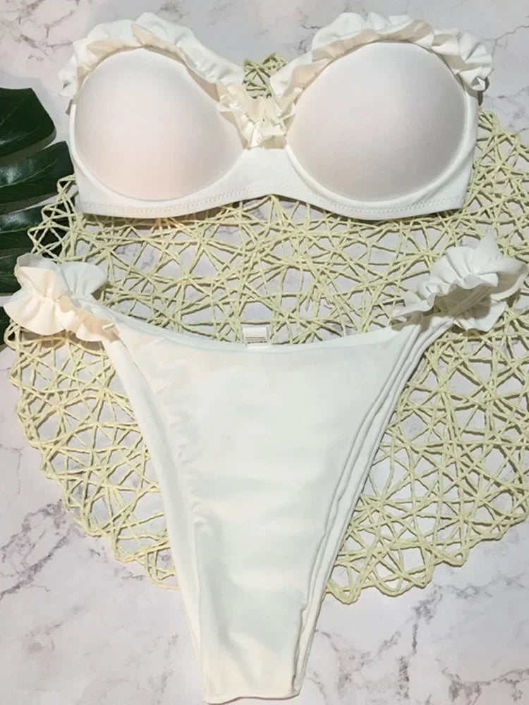 Rüschen Bandeau Bikini – verspielt, sexy & perfekt für deinen Sommer-Look