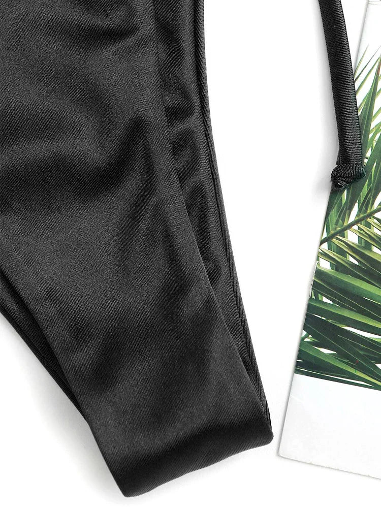 Metallic Satin Bikini-Set – glänzender Style mit brasilianischem Cut