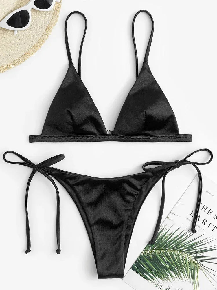 Metallic Satin Bikini-Set – glänzender Style mit brasilianischem Cut