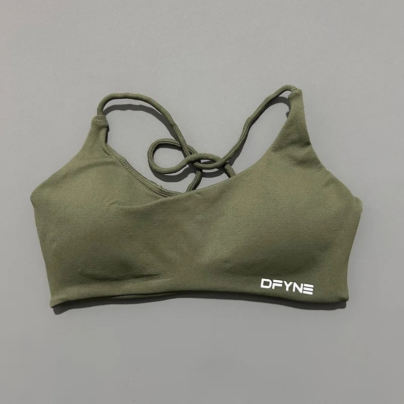 Twist it, girl! 💥 Stylischer Sport-BH für volle Power & Support