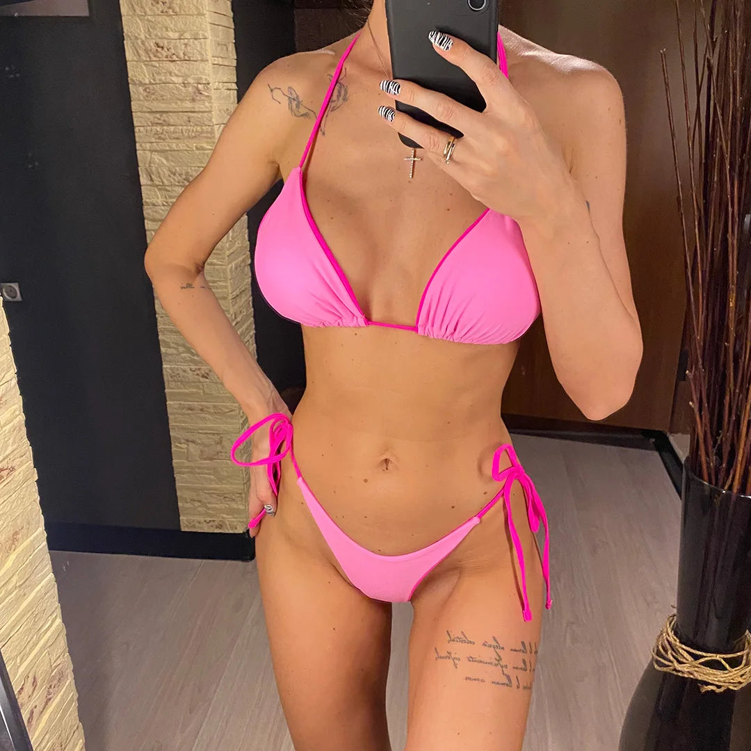 Halter-Bikini im Brazilian-Style – sexy, farbenfroh & perfekt für deinen Sommer