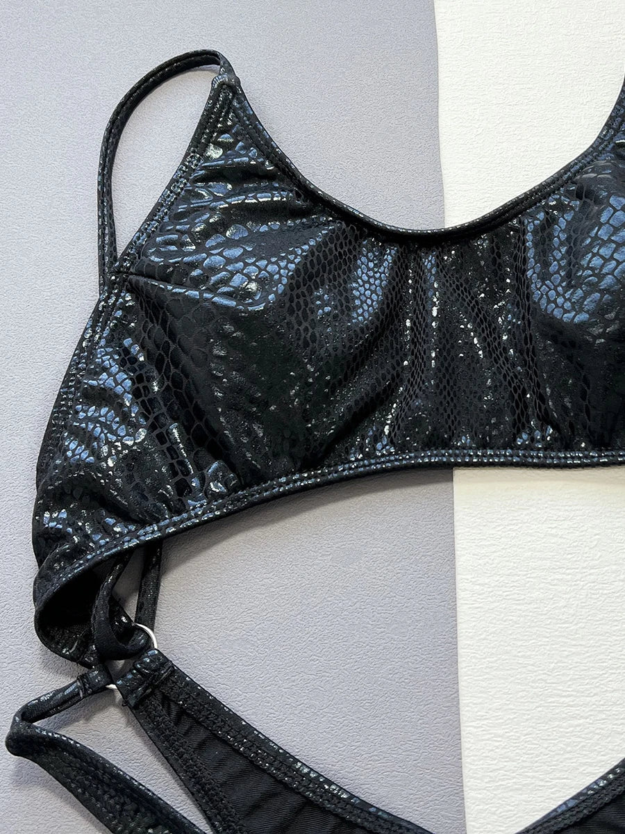 Bauch-Cut-Out Monokini – sexy Silhouette & modernes Design