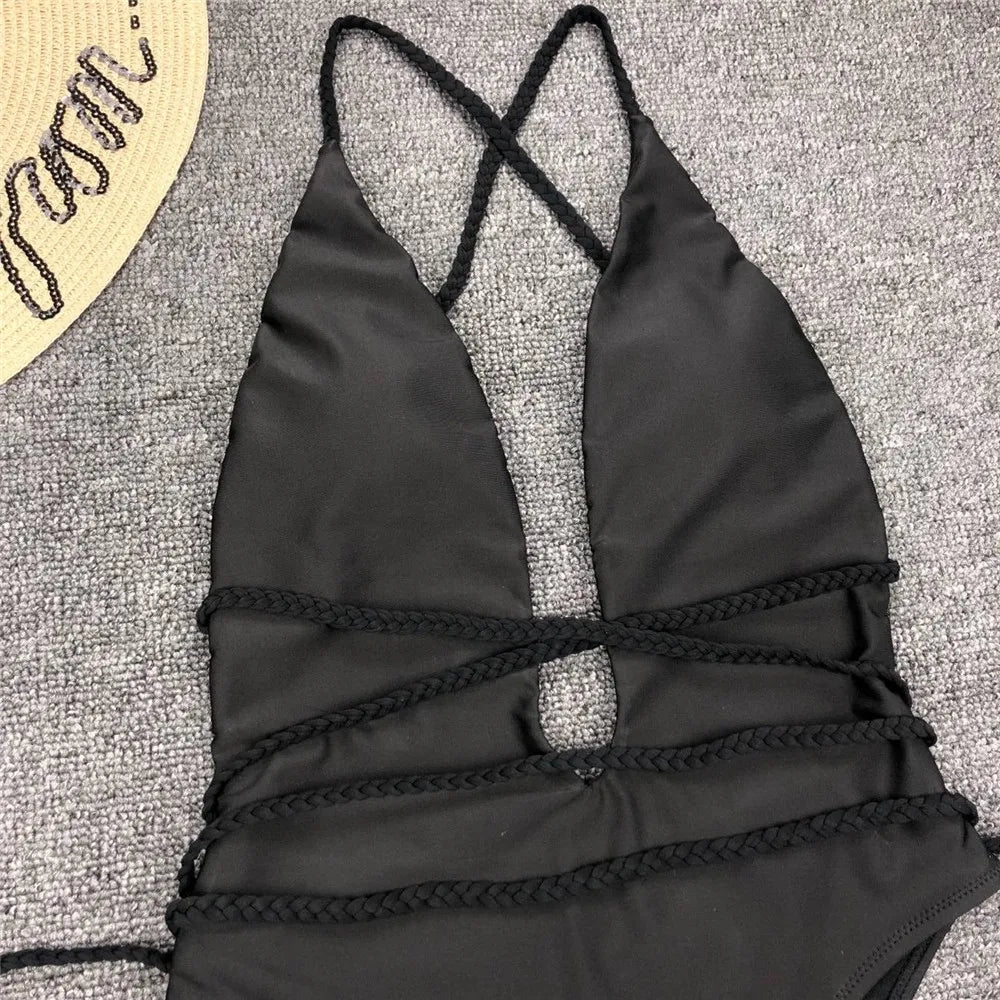 Tiefer V-Ausschnitt Monokini – elegant gewickelt & sexy zugleich