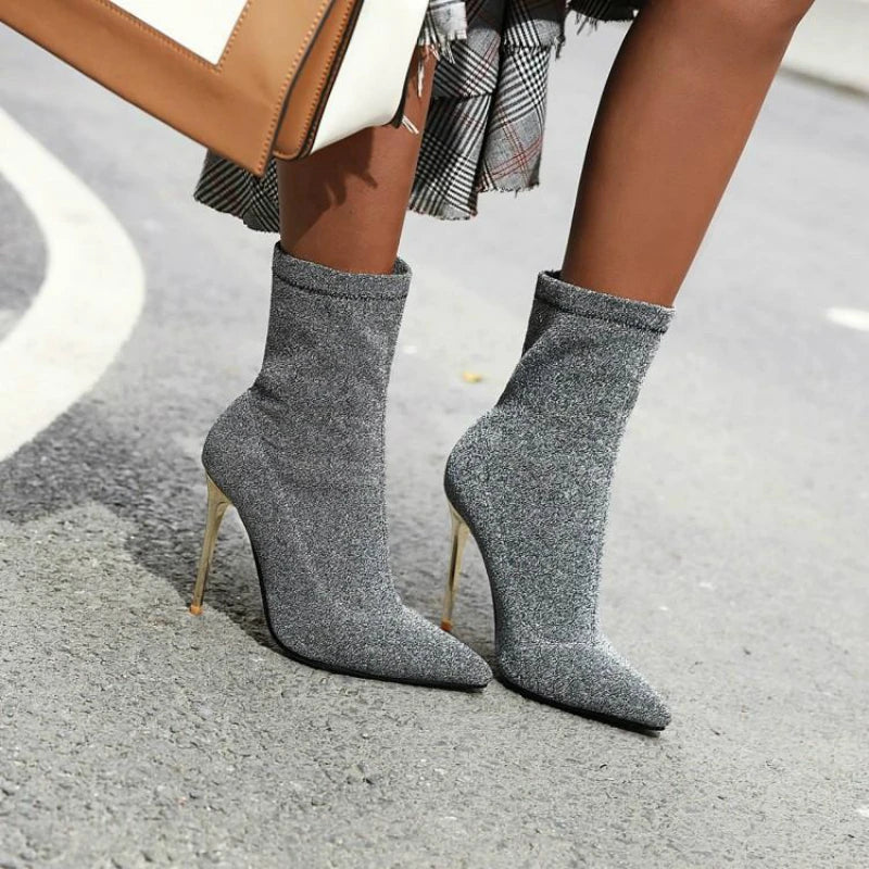 Stretch Sock Boots – Fashion trifft Komfort mit sexy Silhouette