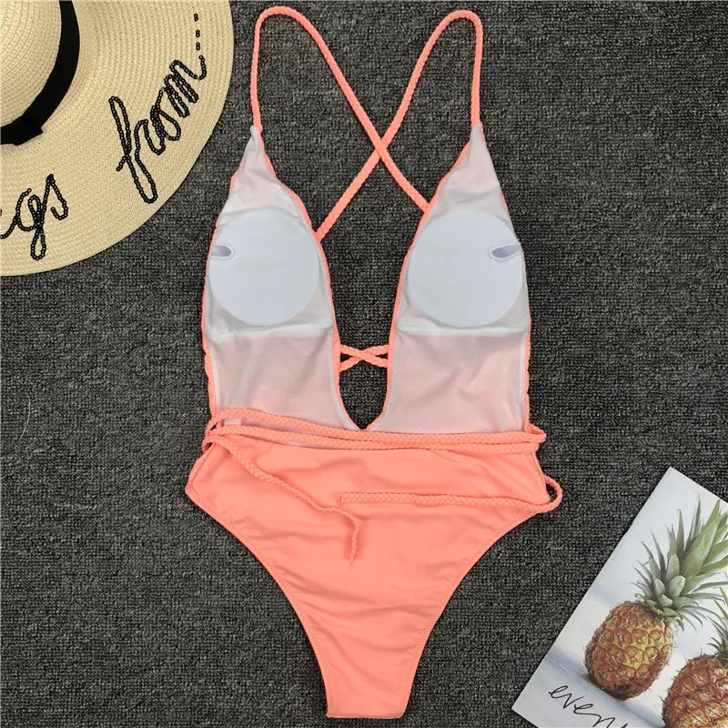 Tiefer V-Ausschnitt Monokini – elegant gewickelt & sexy zugleich