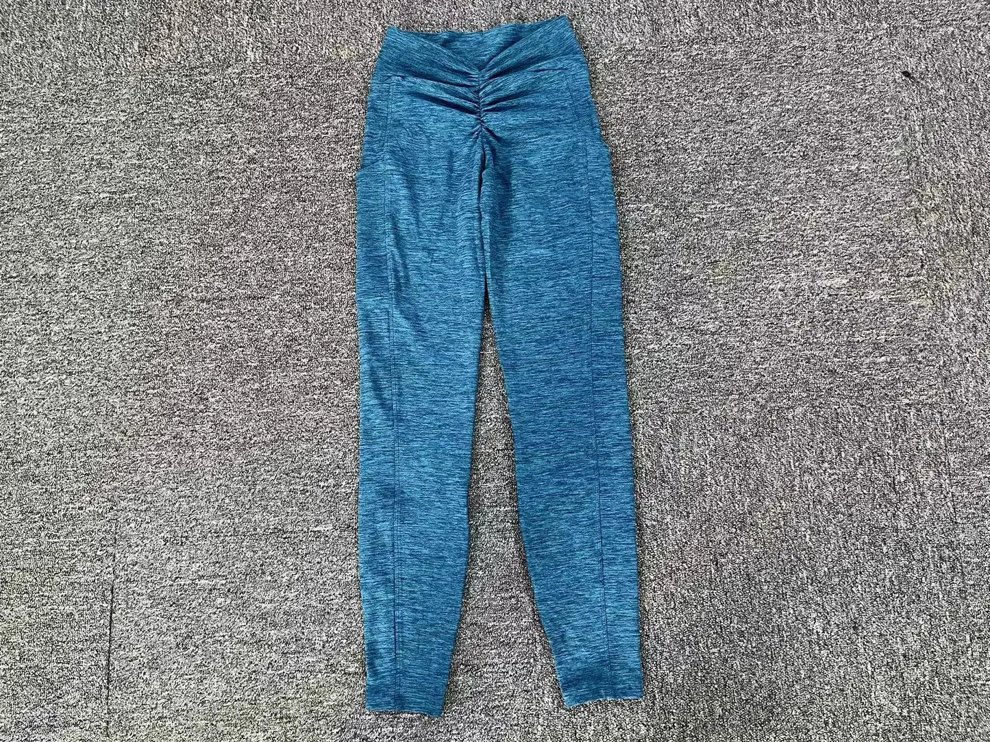 V-Taille Yogahose mit Scrunch-Effekt β Figurbetont & funktional ππ€