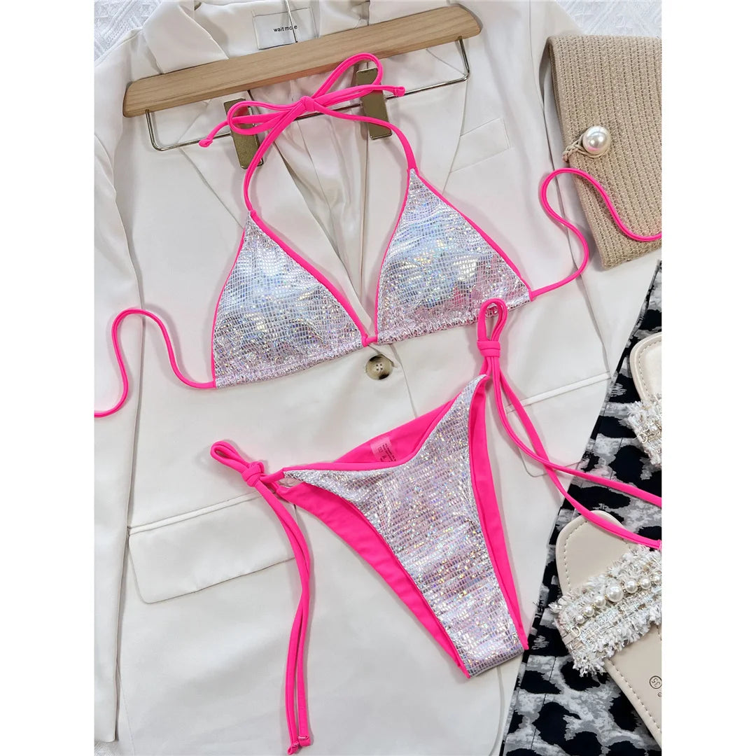 Halter-Bikini im Brazilian-Style – sexy, farbenfroh & perfekt für deinen Sommer