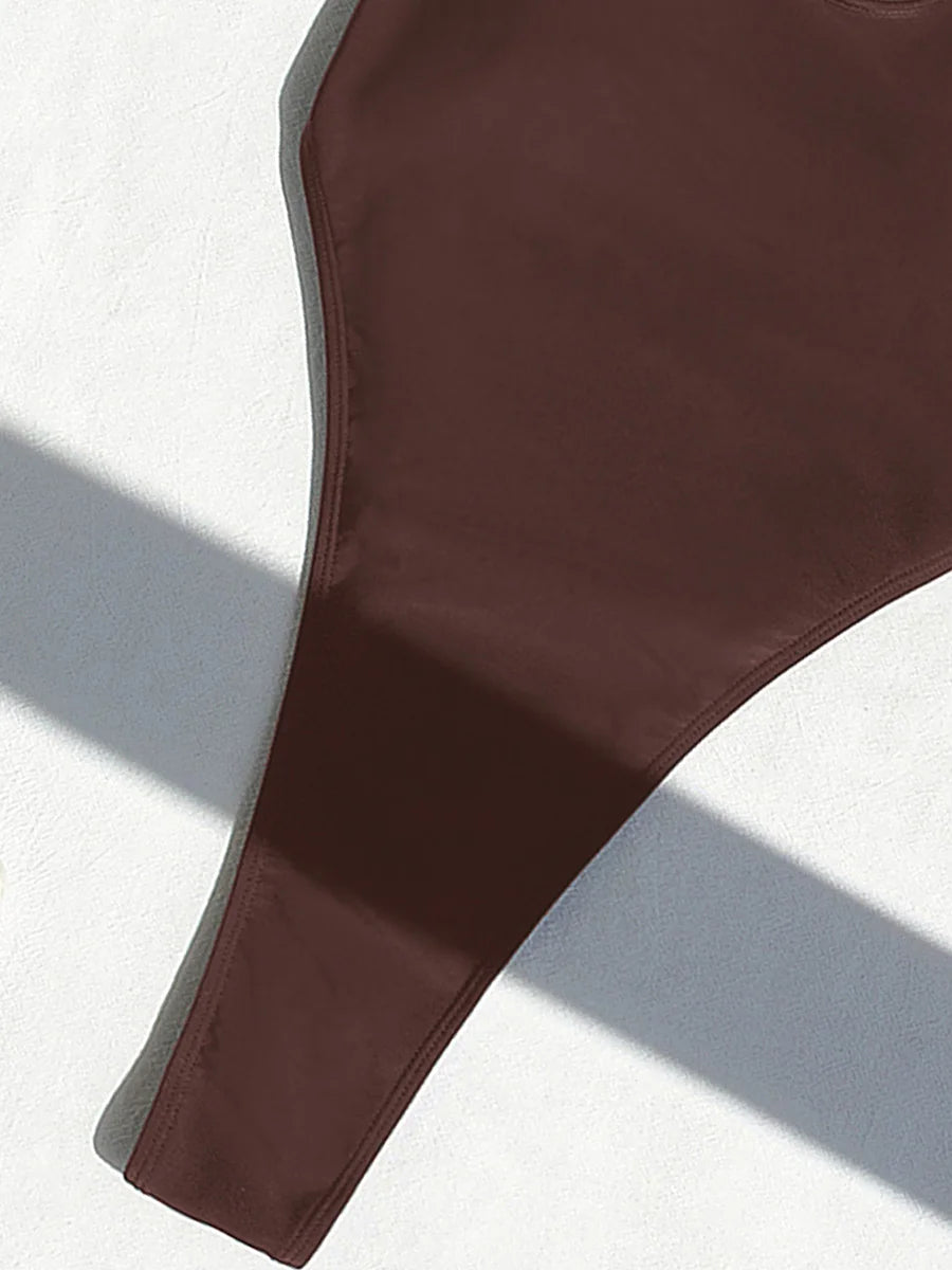 Rückenfreier Monokini – mutig, minimal & absolut im Trend