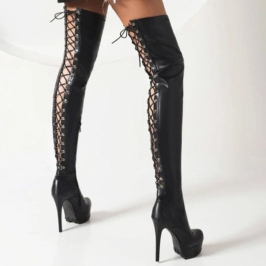 Platform High Boots mit Chunky Heel – Bold. Sexy. Ready to Party.