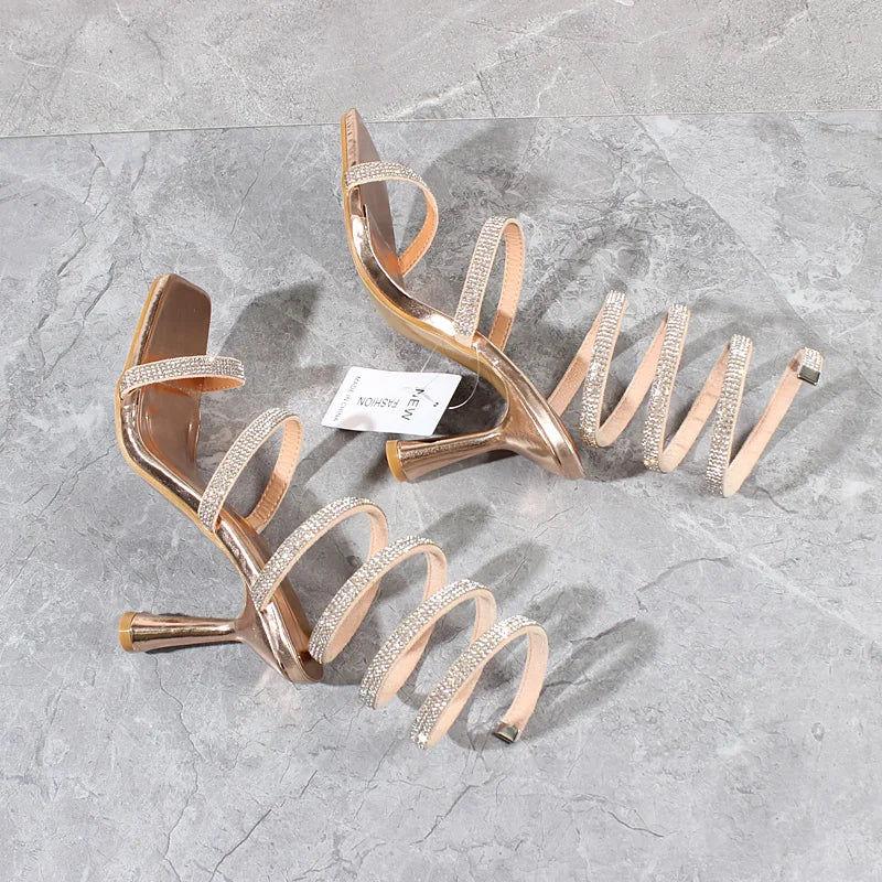 Crystal Snake Heels – Sinnlich, verspielt & wild wie der Sommer