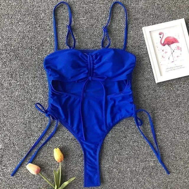 Cut-Out Monokini – auffällig, sexy & absolut im Trend