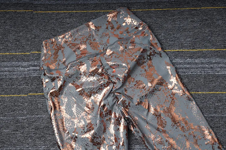 Shine like a Snake 🐍✨ – die Leggings für deinen Glitzer-Moment!